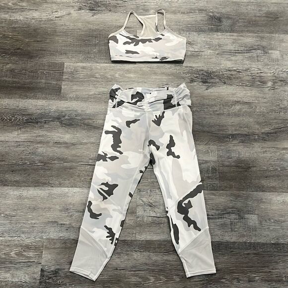 Carbon38 Thirty8 Honor Crop White Camo high rise mesh bra (S) leggings (M) VGUC - Picture 2 of 12